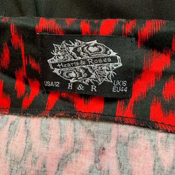 Heart and Roses Tiki Party Dress - Picture 4 of 7